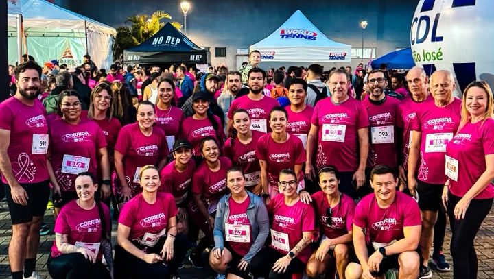 Equipe da CDL São José participa da Corrida Outubro Rosa 2026 na Beira-Mar de São José